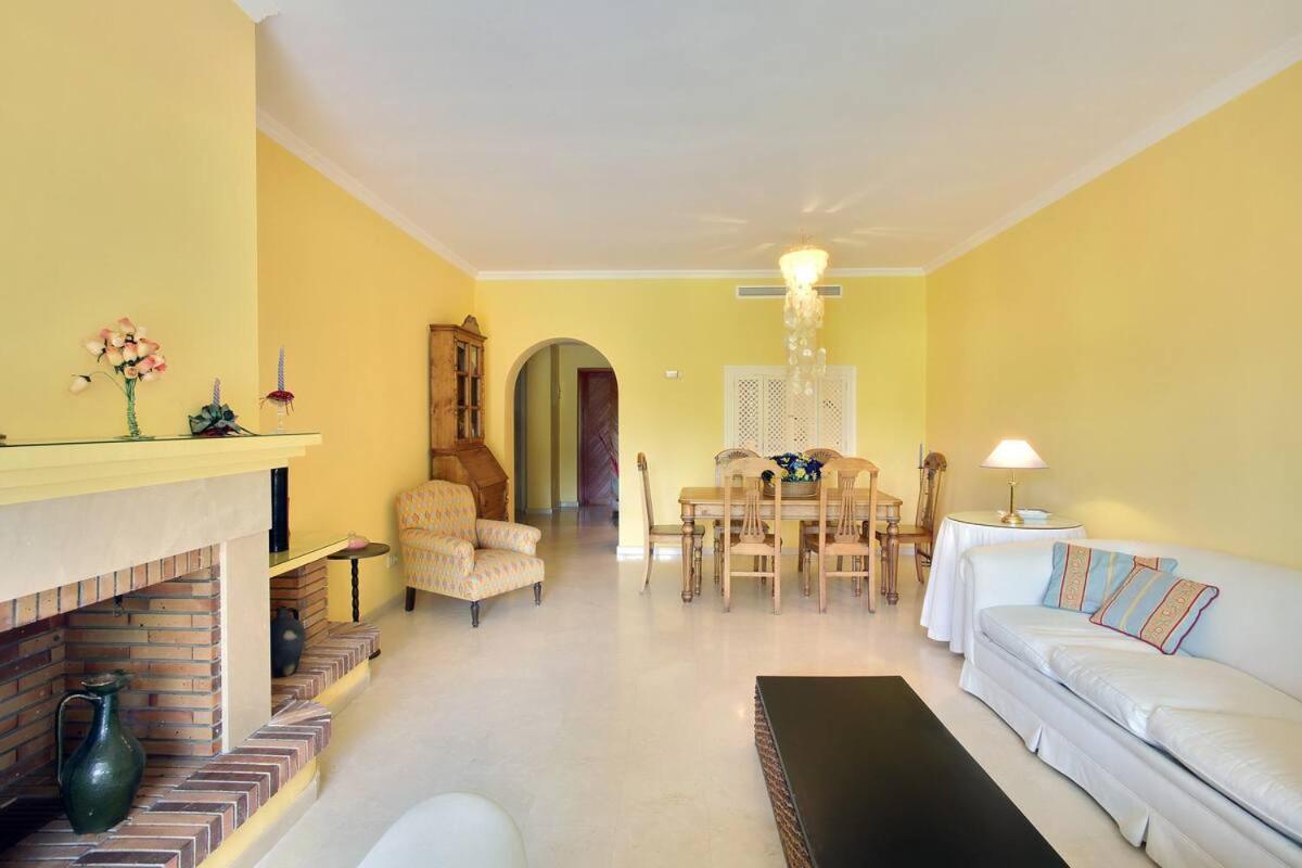 Apartamento entre Marbella y Estepona Exterior foto